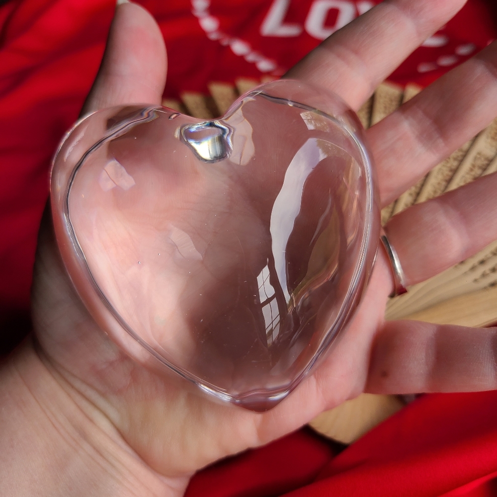 Glass Paper Weight - Picture 8 of 9